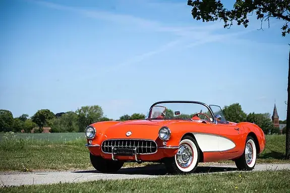 Chevrolet Corvette 1956 photo 2
