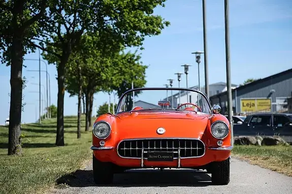 Chevrolet Corvette 1956 photo 3