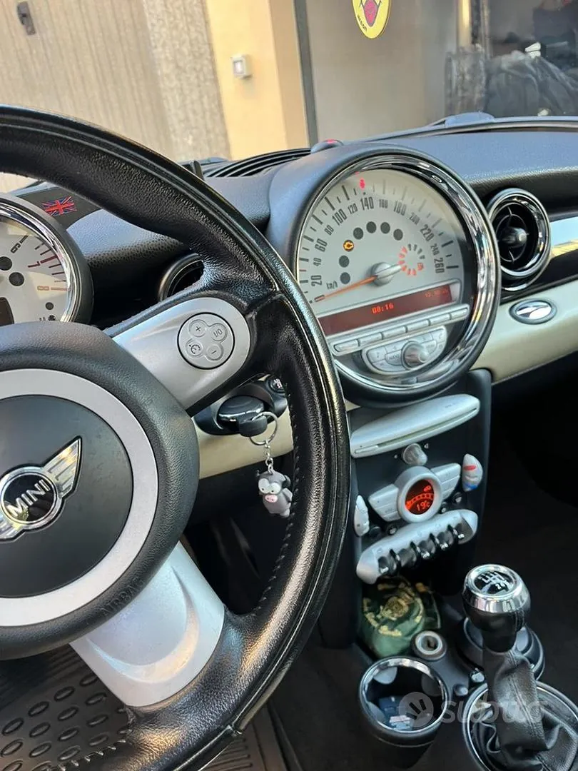 Mini Mini Clubman 2011 photo 2