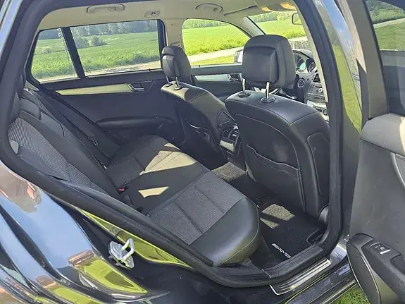 Mercedes-Benz C180 2011 photo 5
