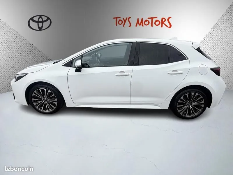 Toyota Corolla 2023 photo 2