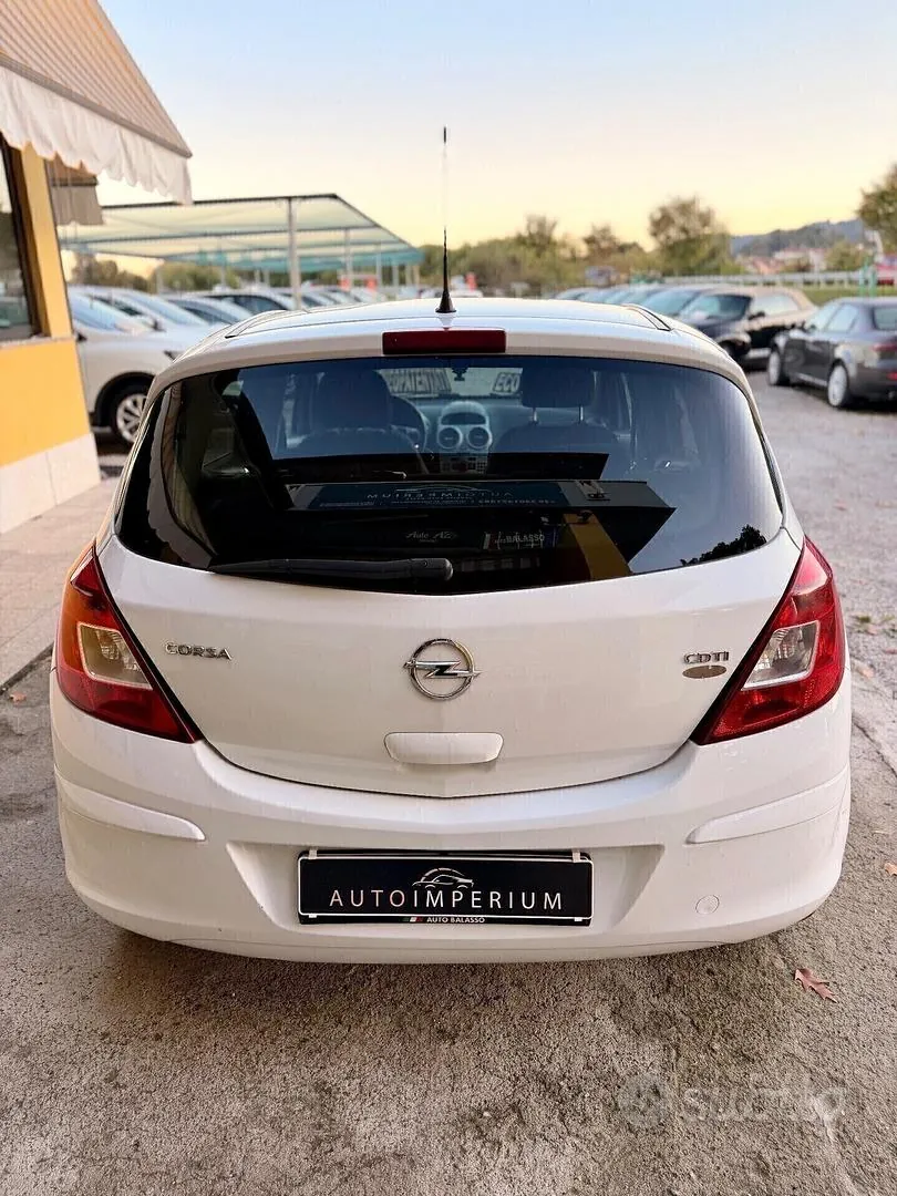 Opel Corsa 2011 photo 5