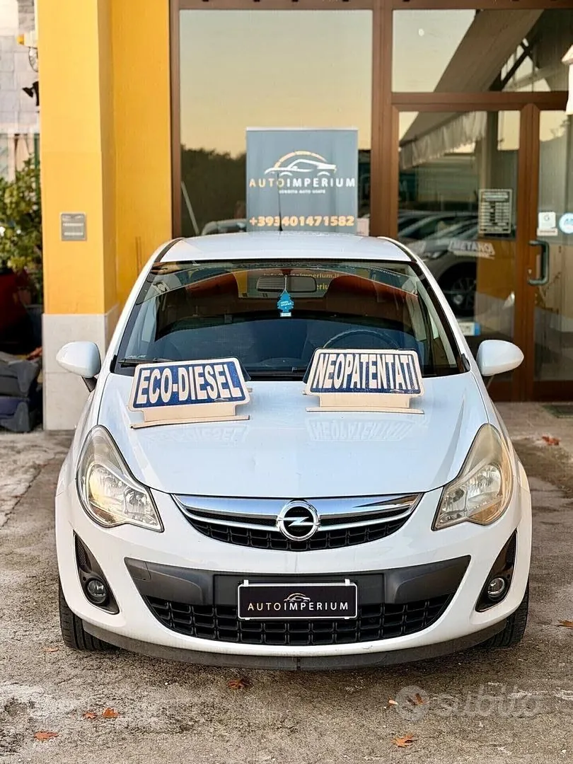Opel Corsa 2011 photo 2