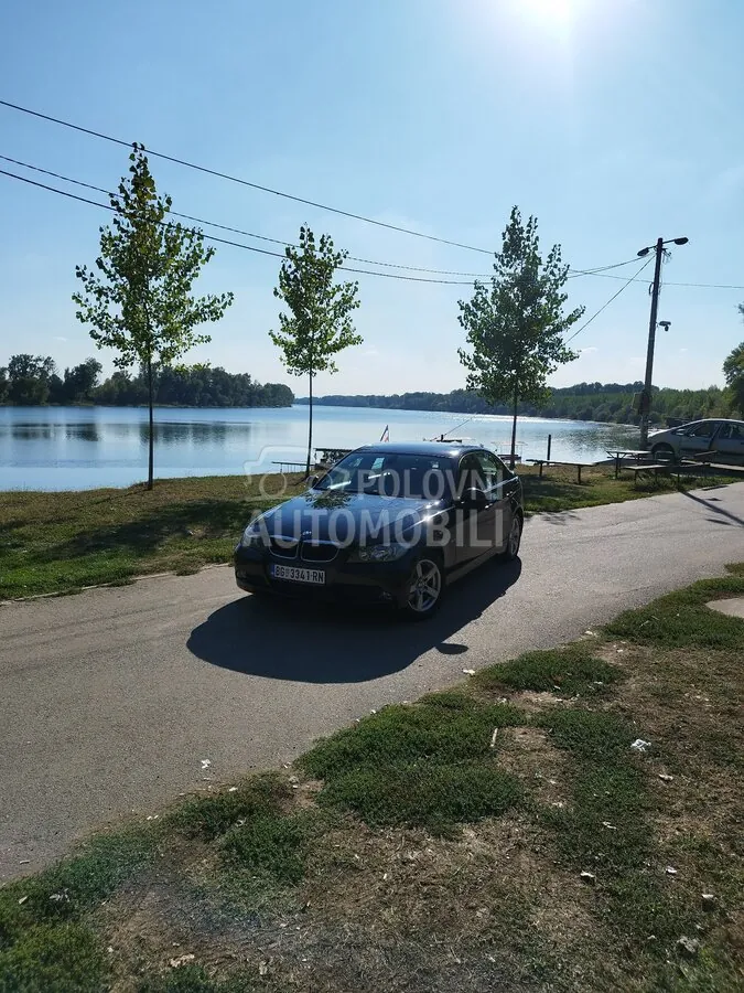 BMW 320 2007 photo 2