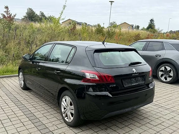 Peugeot 308 2015 photo 3