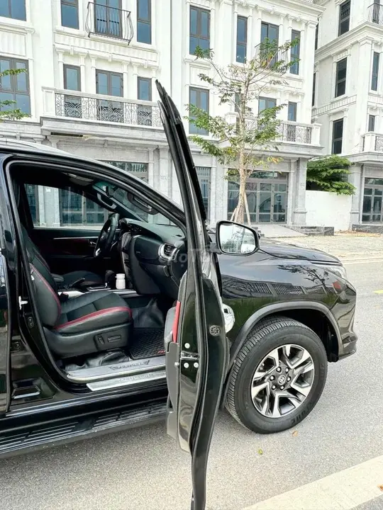 Toyota Fortuner 2020 photo 2
