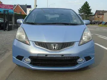 Honda Jazz 2010 photo 2