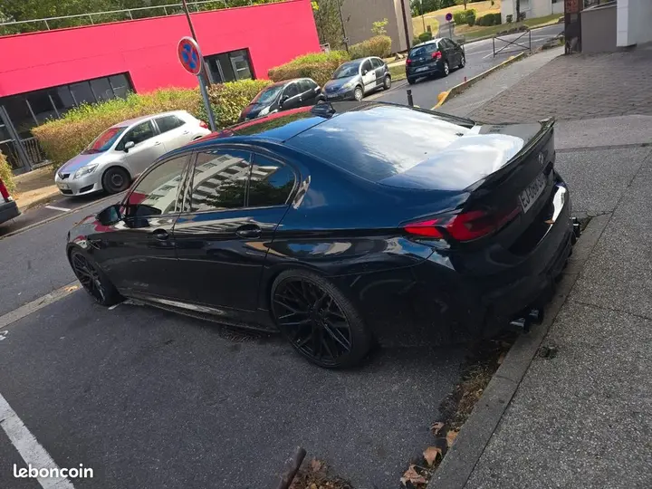 BMW 5 Series 2017 photo 2