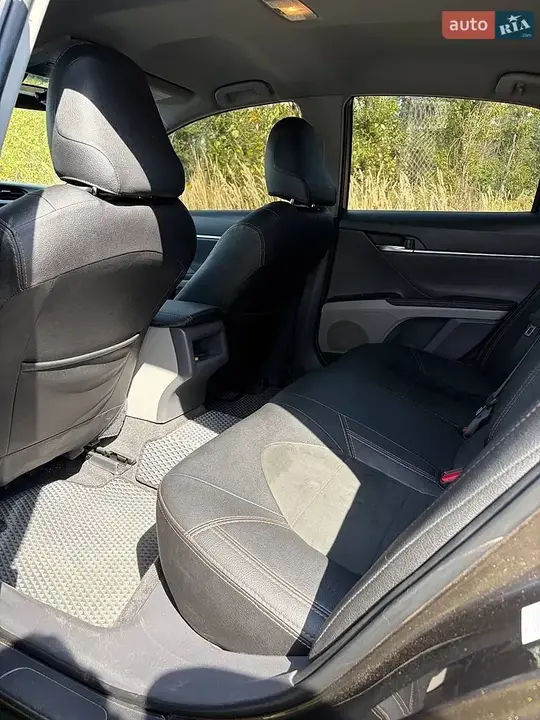 Toyota Camry 2017 photo 5