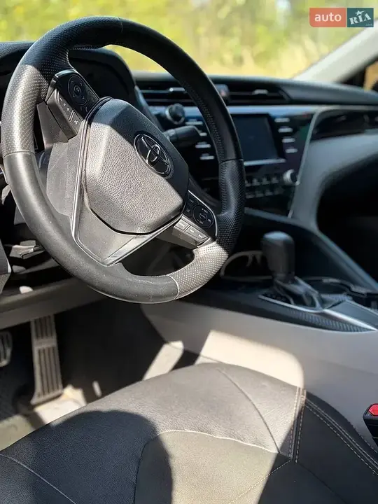 Toyota Camry 2017 photo 4