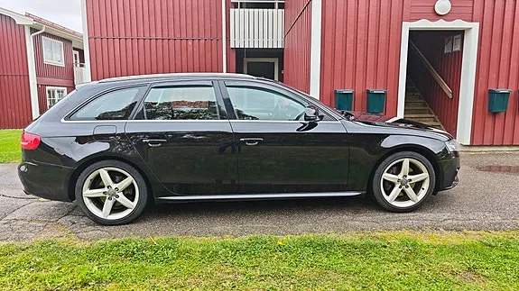 Audi A4 2009 photo 5