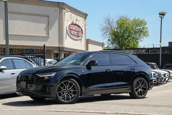 Audi Q8 2022 photo 2