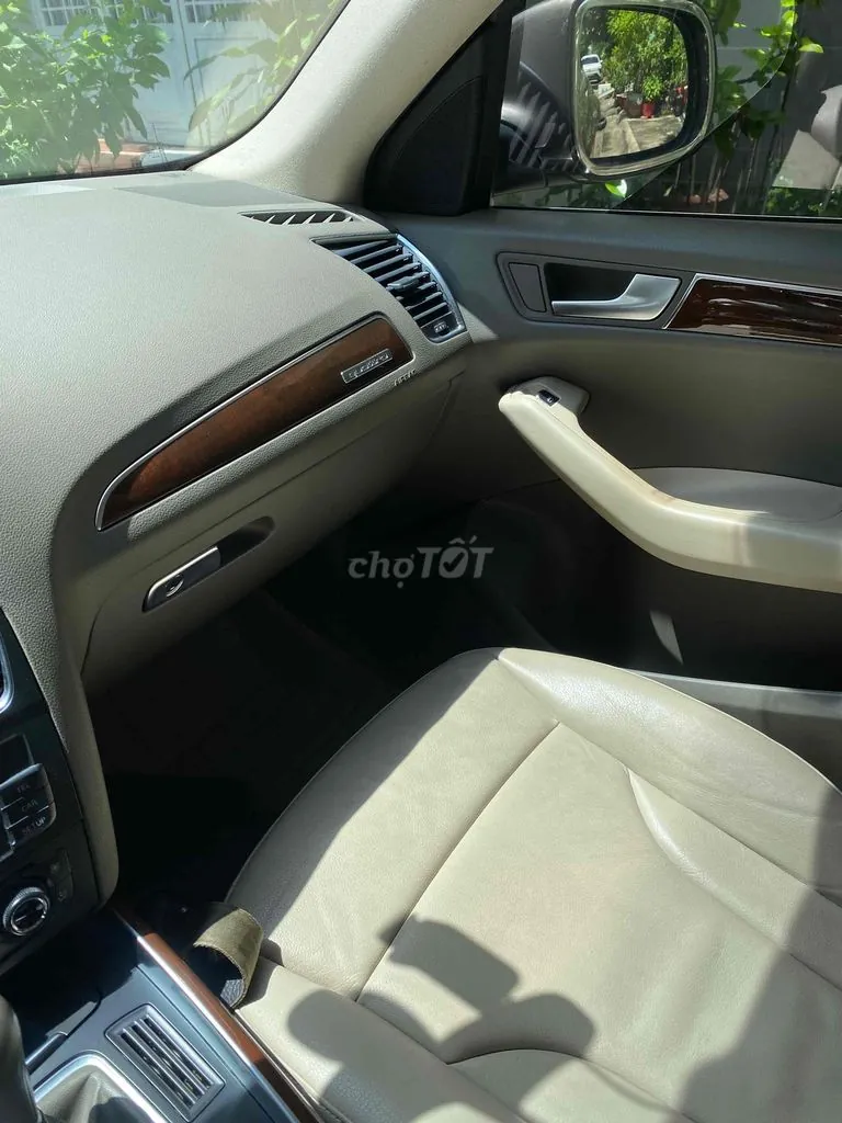 Audi Q5 2012 photo 4