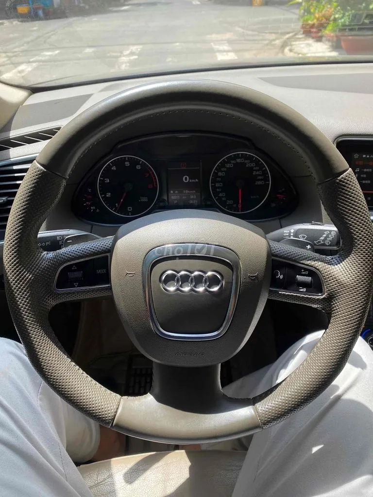 Audi Q5 2012 photo 5