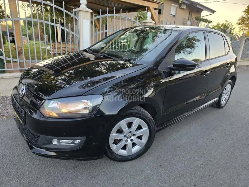 Volkswagen Polo 2011 photo 3