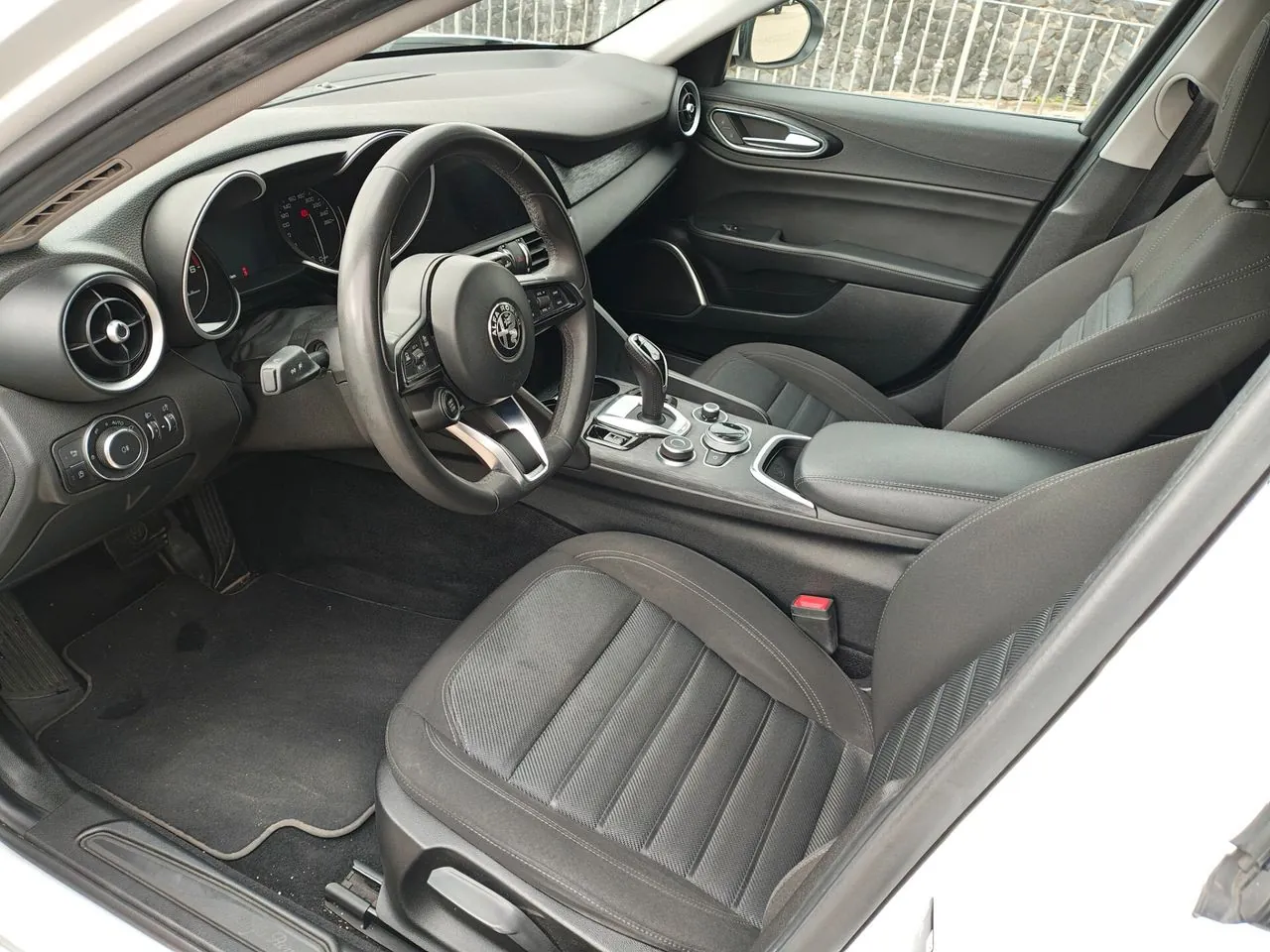 Alfa Romeo Giulia 2020 photo 5