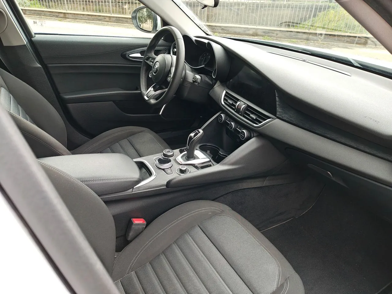 Alfa Romeo Giulia 2020 photo 4