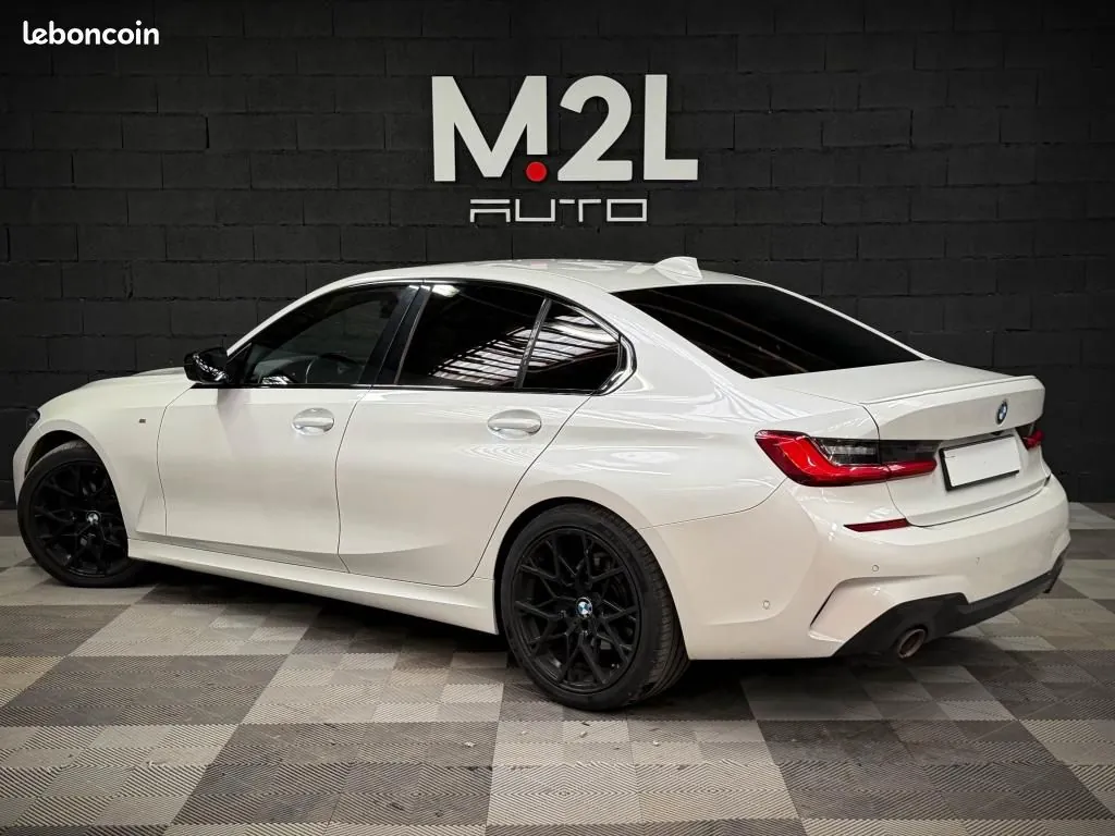 BMW Série 3 2019 photo 2
