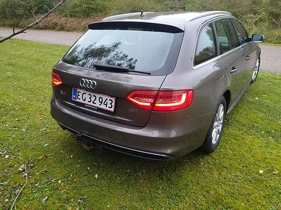 Audi A4 2013 photo 4