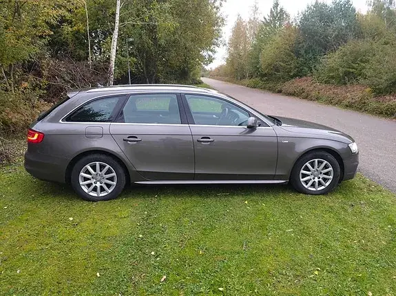 Audi A4 2013 photo 3