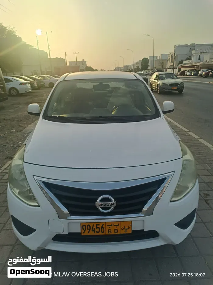 Nissan Sunny 2015 photo 2