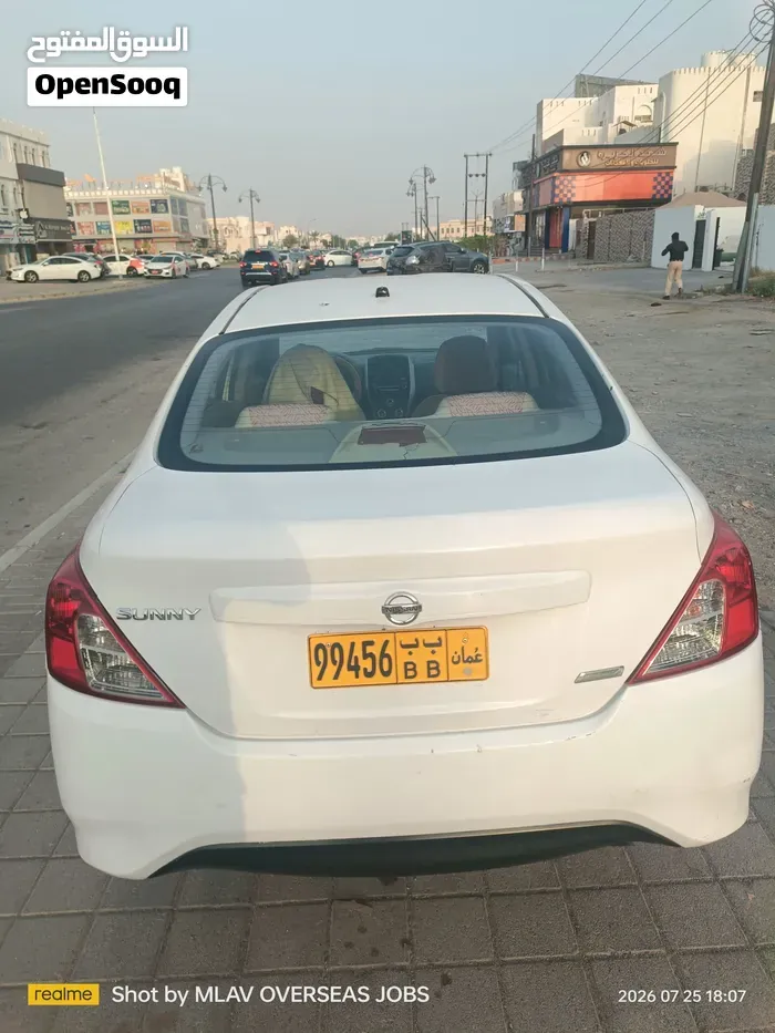 Nissan Sunny 2015 photo 3