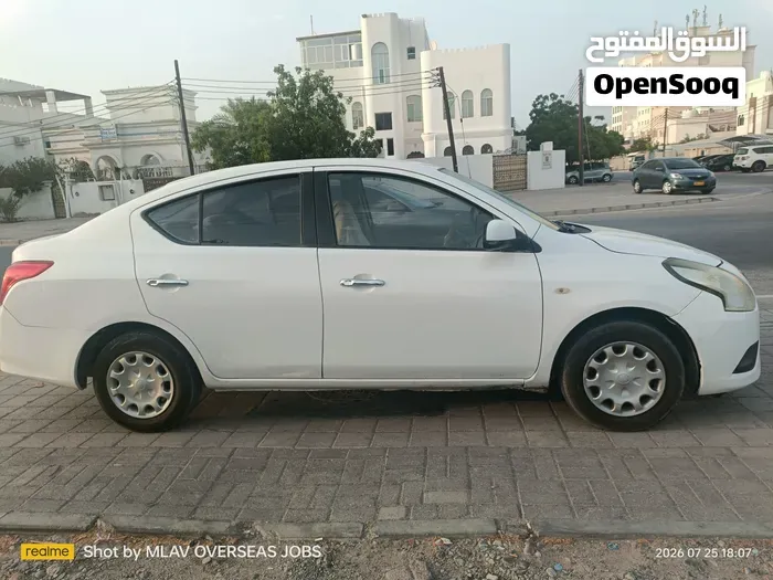 Nissan Sunny 2015 photo 4