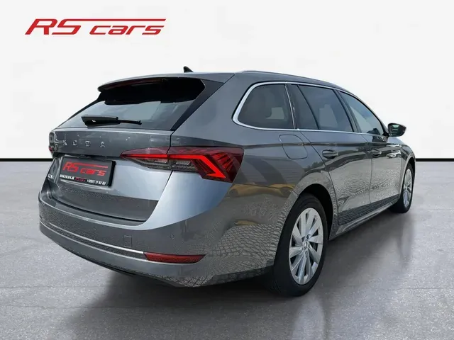 Skoda Octavia Combi 2023 photo 4