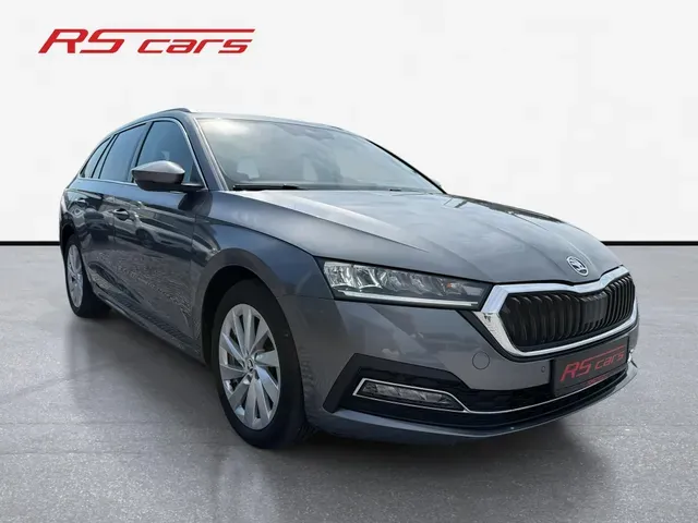 Skoda Octavia Combi 2023 photo 2