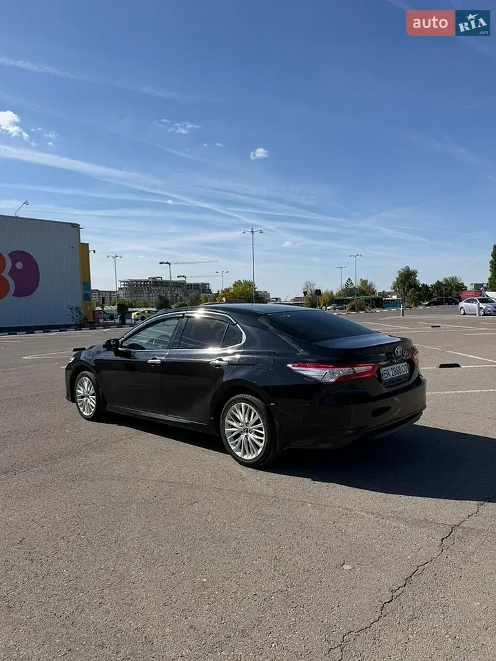 Toyota Camry 2017 photo 4