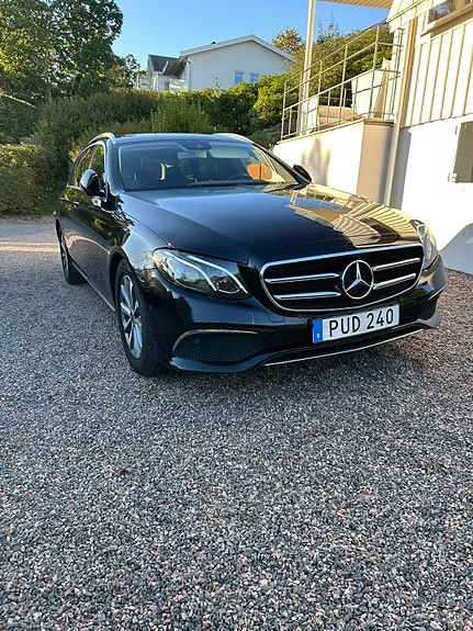 Mercedes-Benz E200