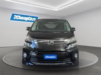 Toyota Vellfire 2013 photo 3