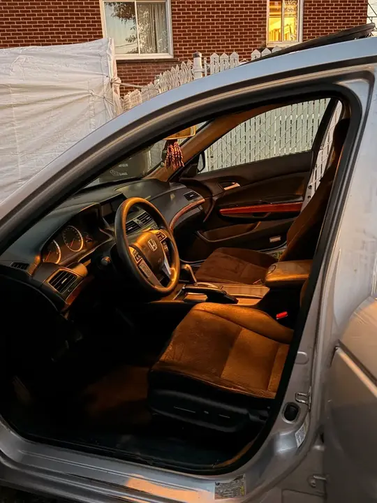 Honda Accord 2011 photo 3