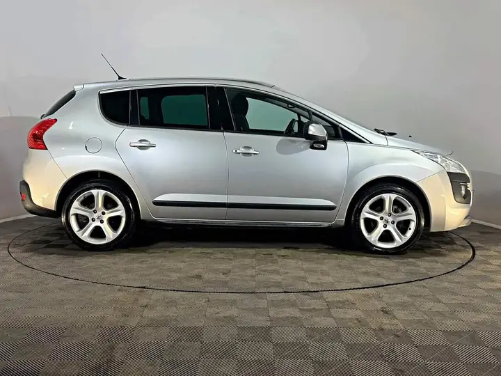 Peugeot 3008 2013 photo 5