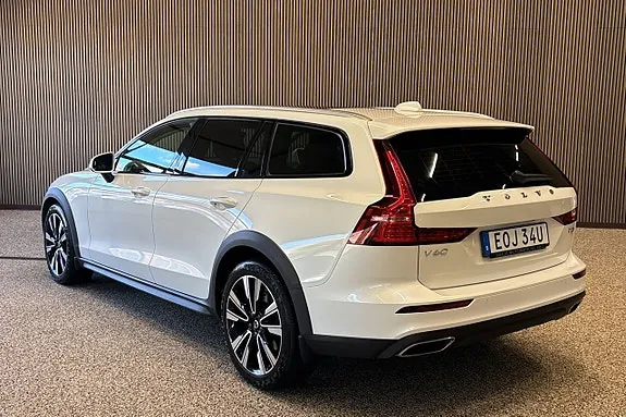 Volvo V60 Cross Country 2020 photo 3
