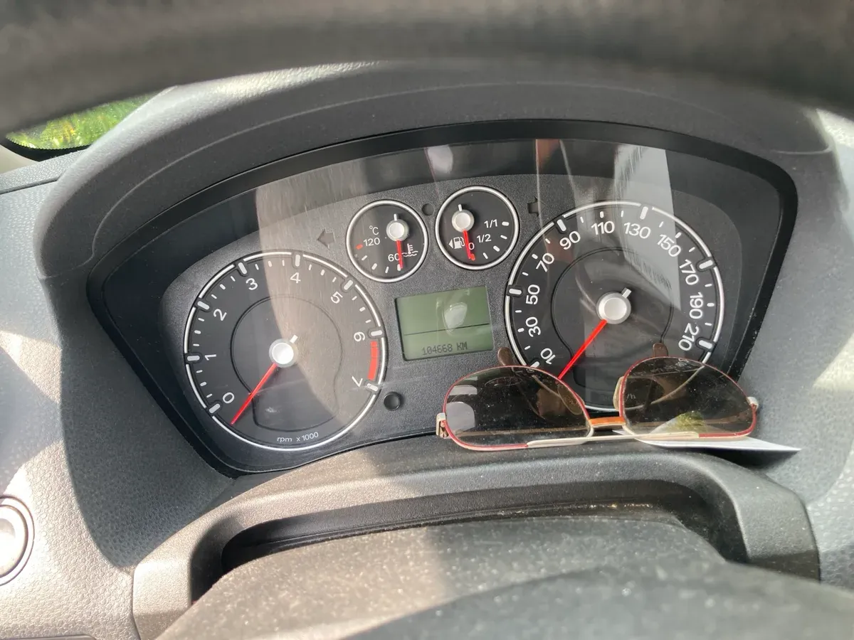 Ford Fiesta 2007 photo 2