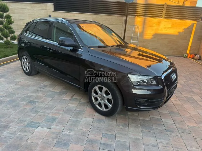 Audi Q5 2010 photo 3