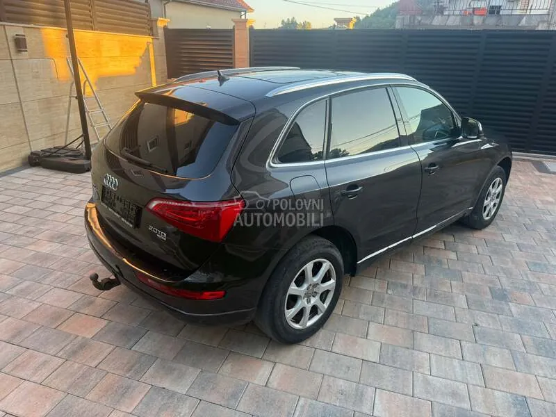 Audi Q5 2010 photo 5
