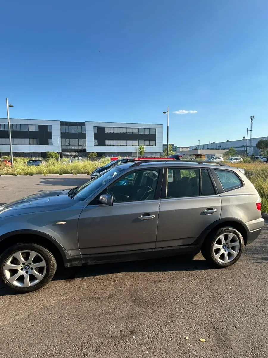 BMW X3 2009 photo 3