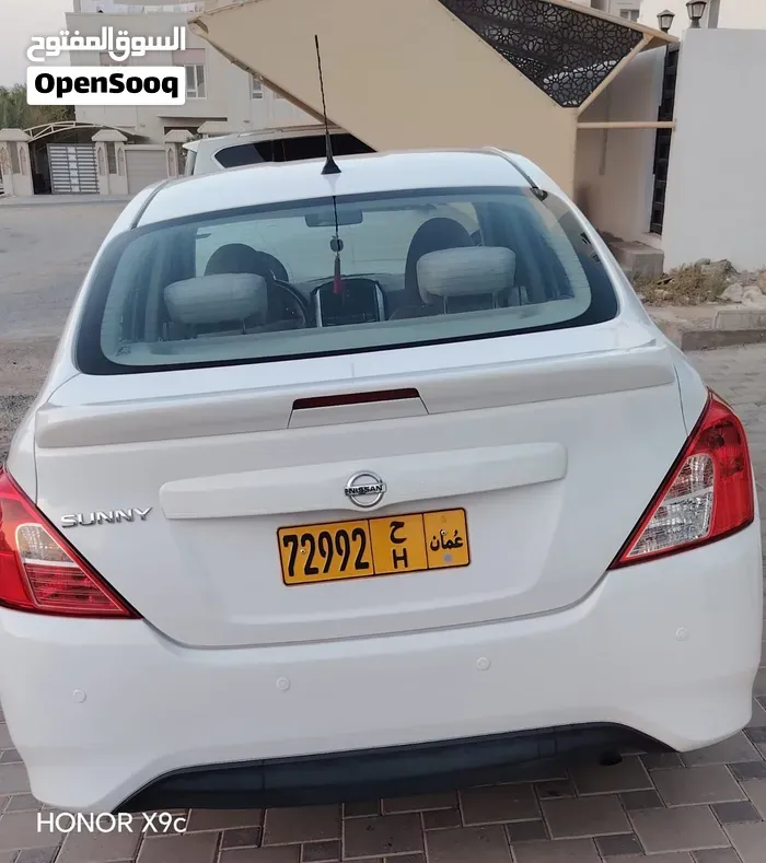 Nissan Sunny 2022 photo 4