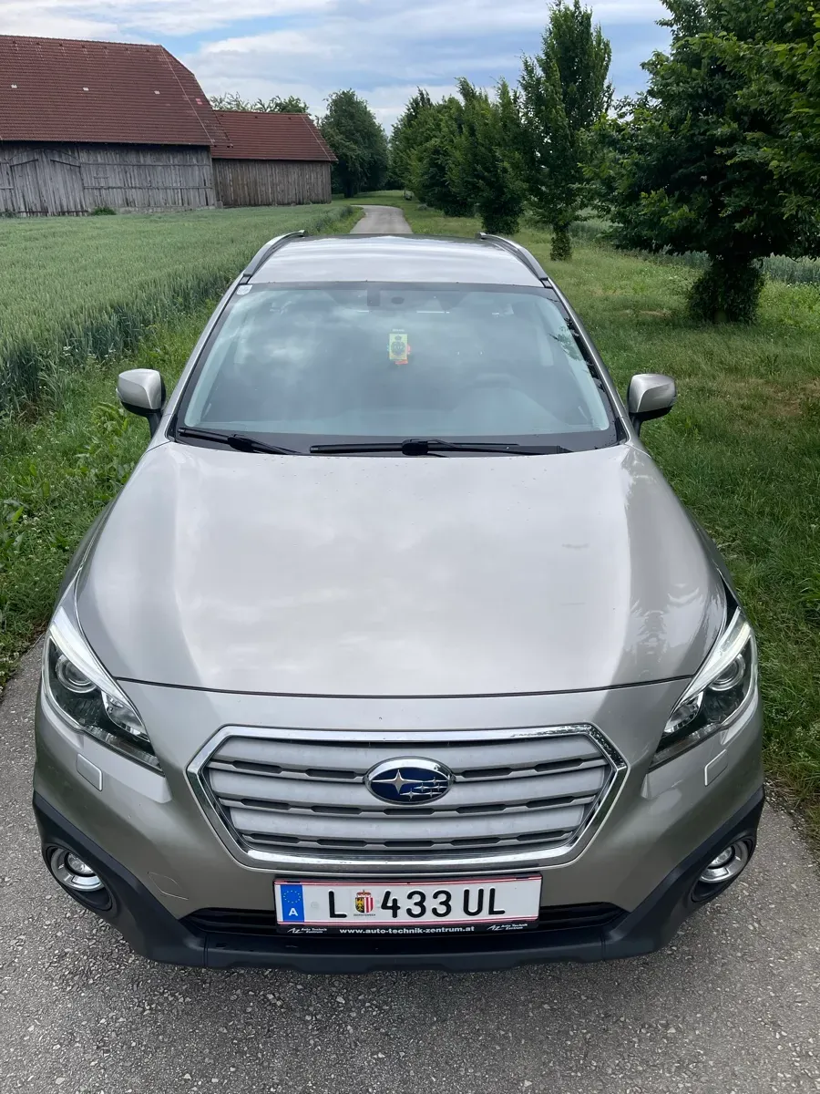 Subaru Outback 2016 photo 3