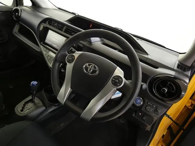 Toyota Aqua S