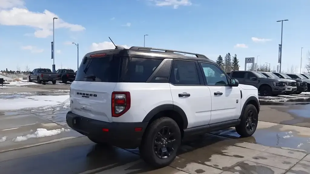Ford Bronco Sport 2026 photo 2