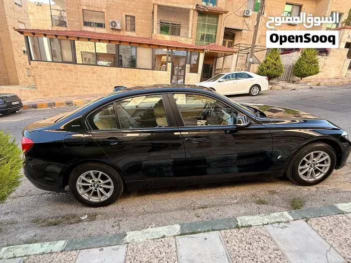 BMW 3 Series 2018 photo 2