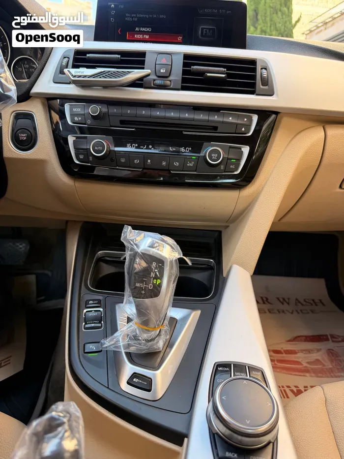 BMW 3 Series 2018 photo 4