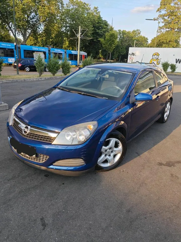 Opel Astra Gtc