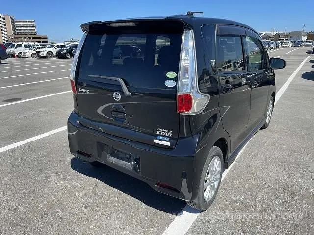 Nissan Dayz Highway Star X 2013 photo 4