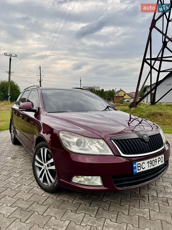 Skoda Octavia 2010 photo 5