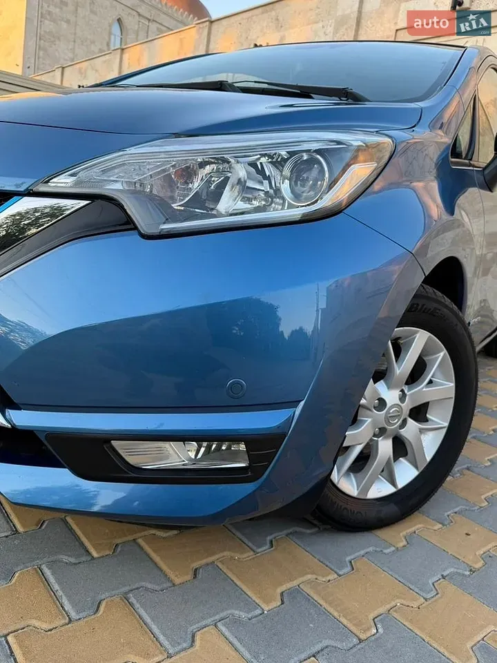 Nissan Note 2017 photo 2