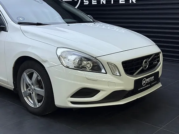 Volvo V60 2013 photo 3